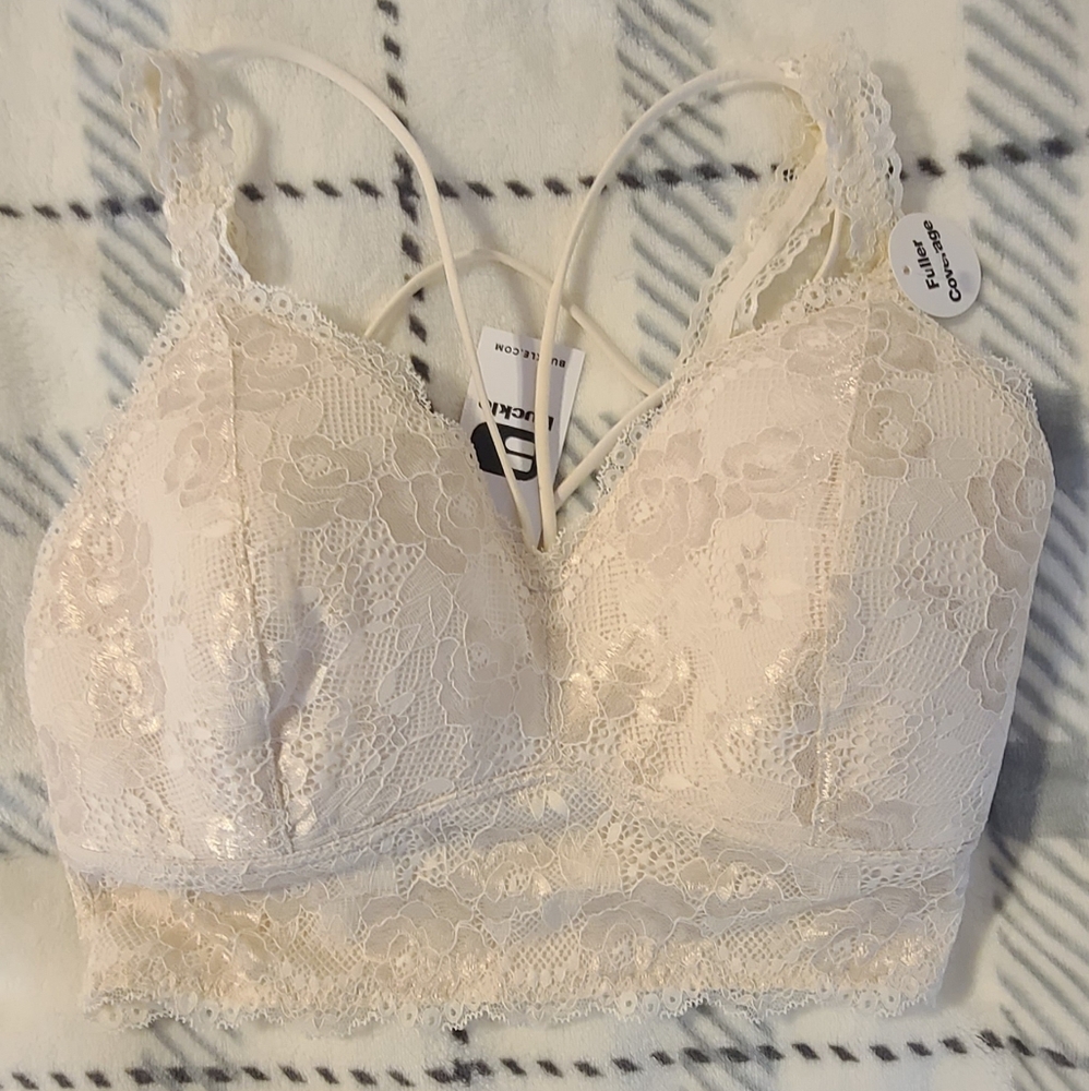 BKE Buckle Full Coverage Bralette Size Large Cream/White Color New WITH TAGS